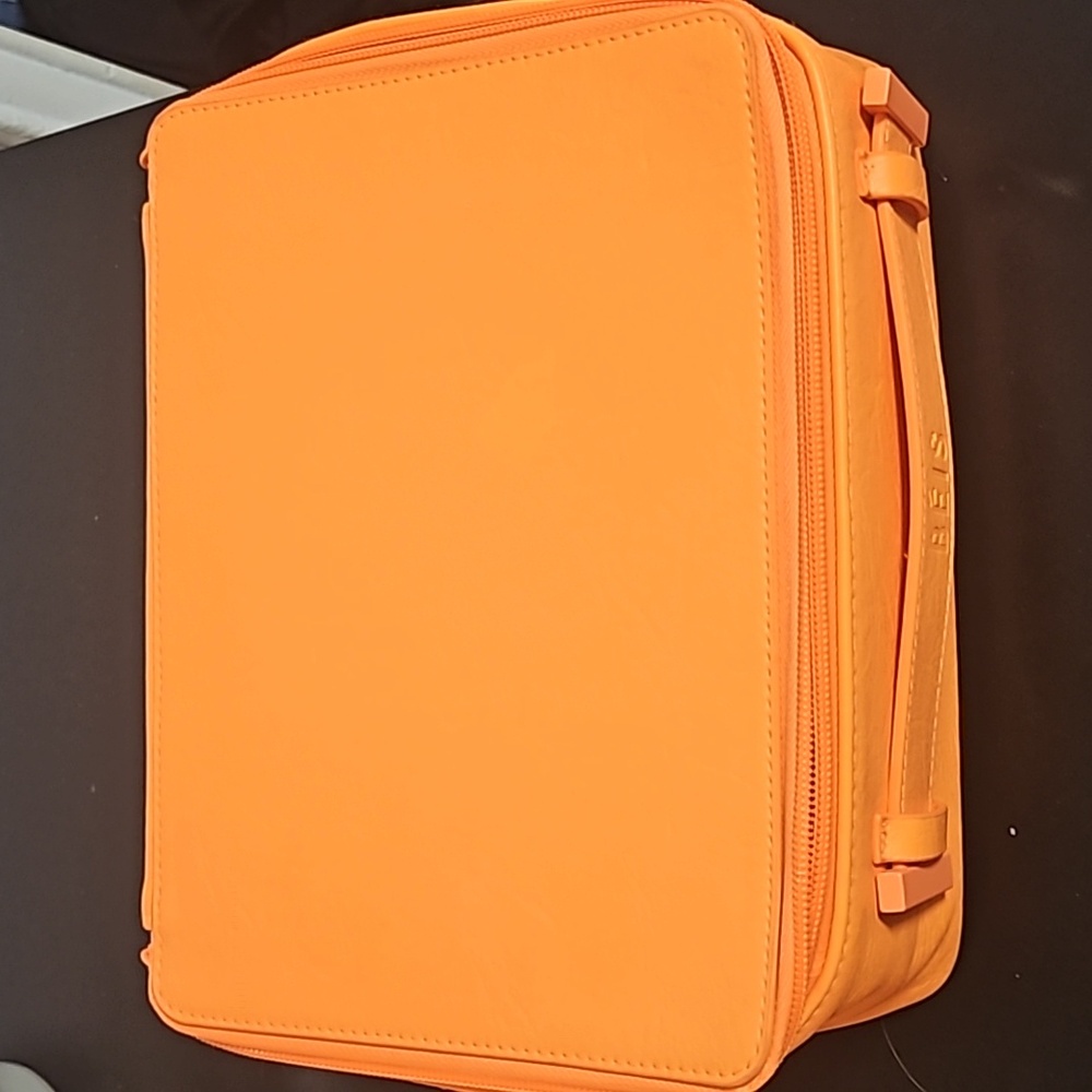 BEIS cosmetic case